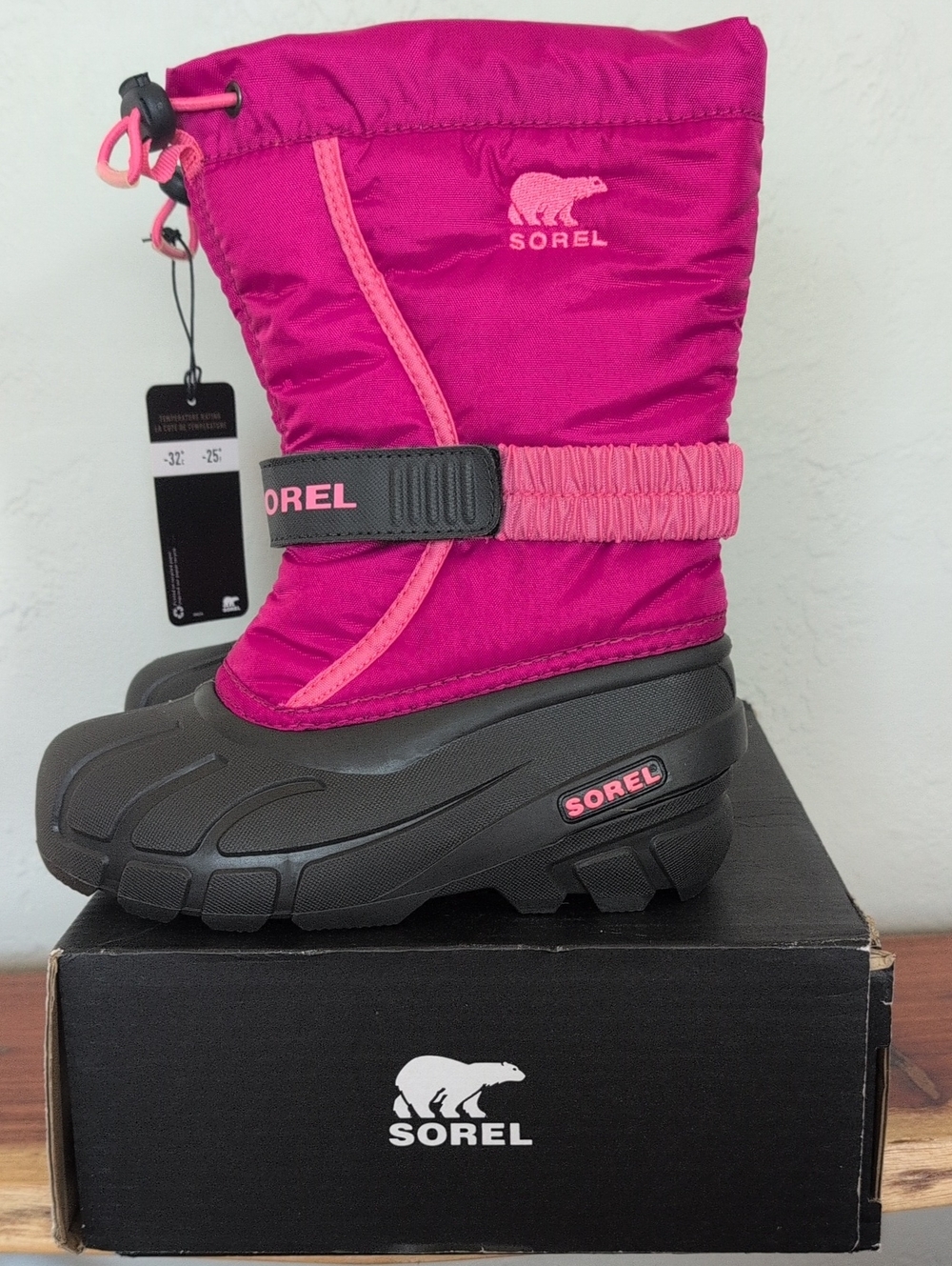 New With Box Sorel Kids Snow Boots Size 13